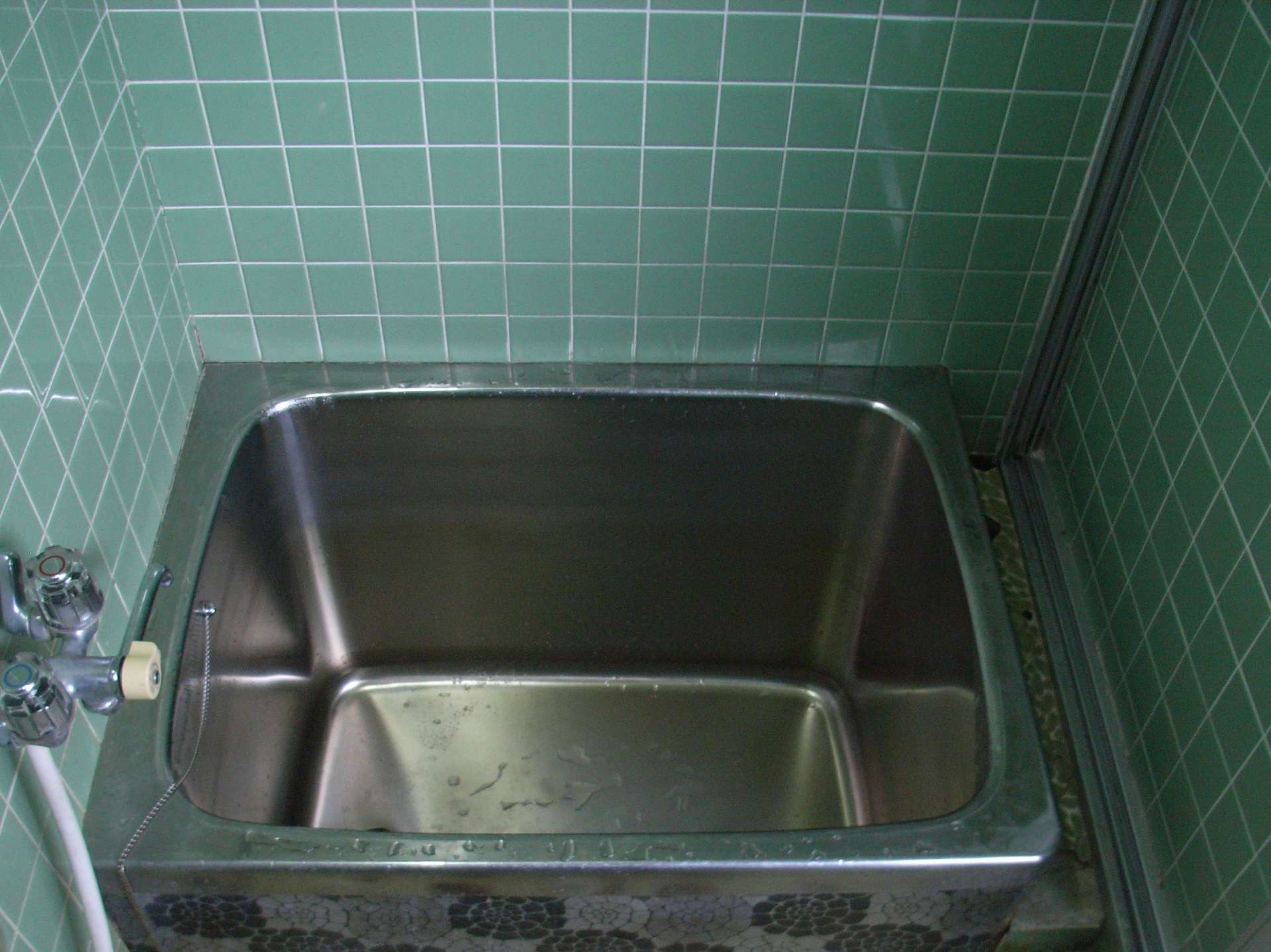 【住之江区】ステンレス浴槽塗り替えリフォームならギヤドック